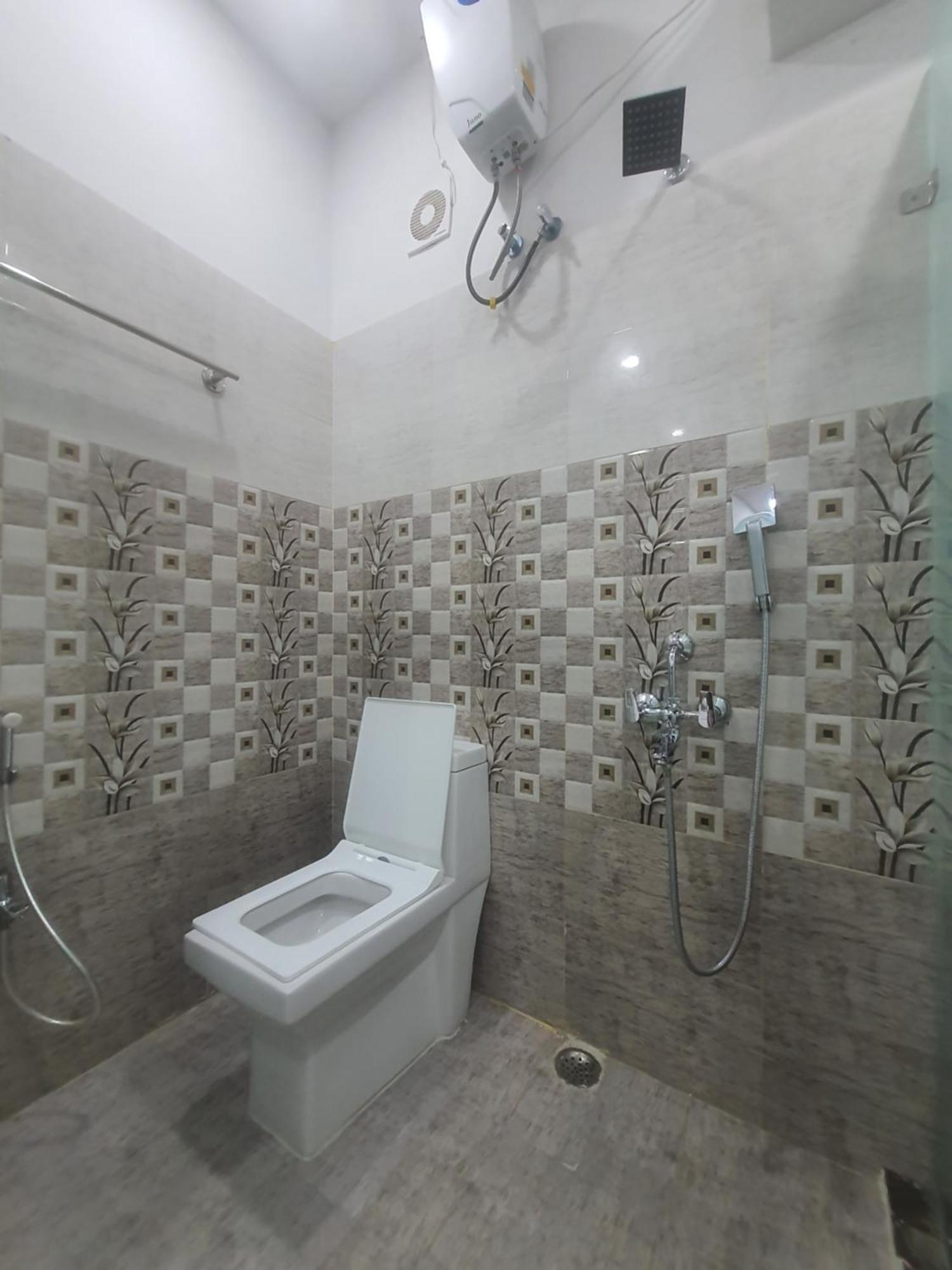 Hotel O Moon Guest House 부바네스 외부 사진